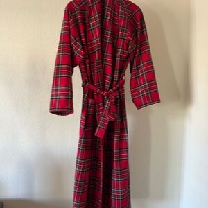 Pottery Barn glen plaid Christmas robe
